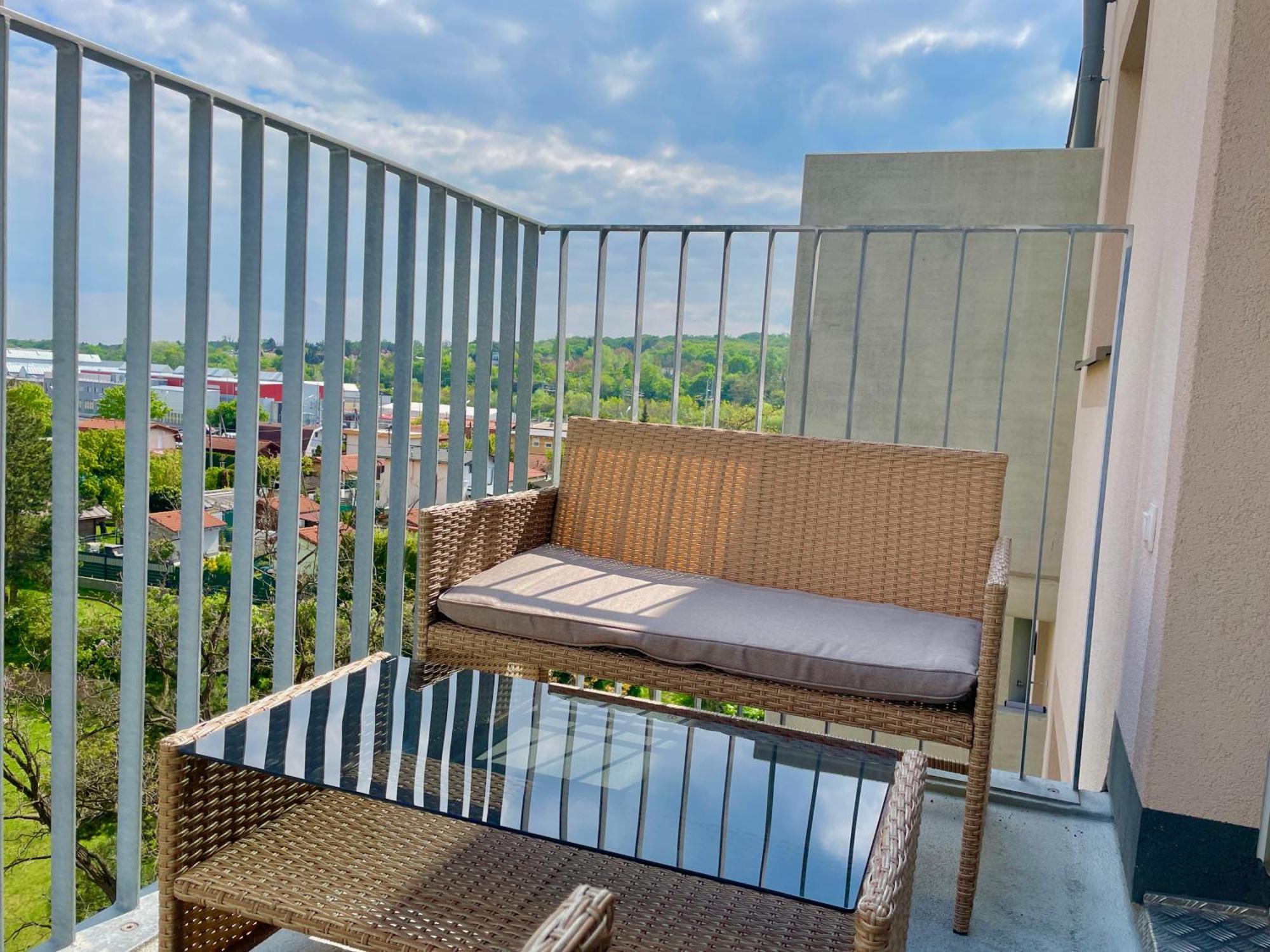 Bright Modern Flat With Balcony Daire Viyana Dış mekan fotoğraf